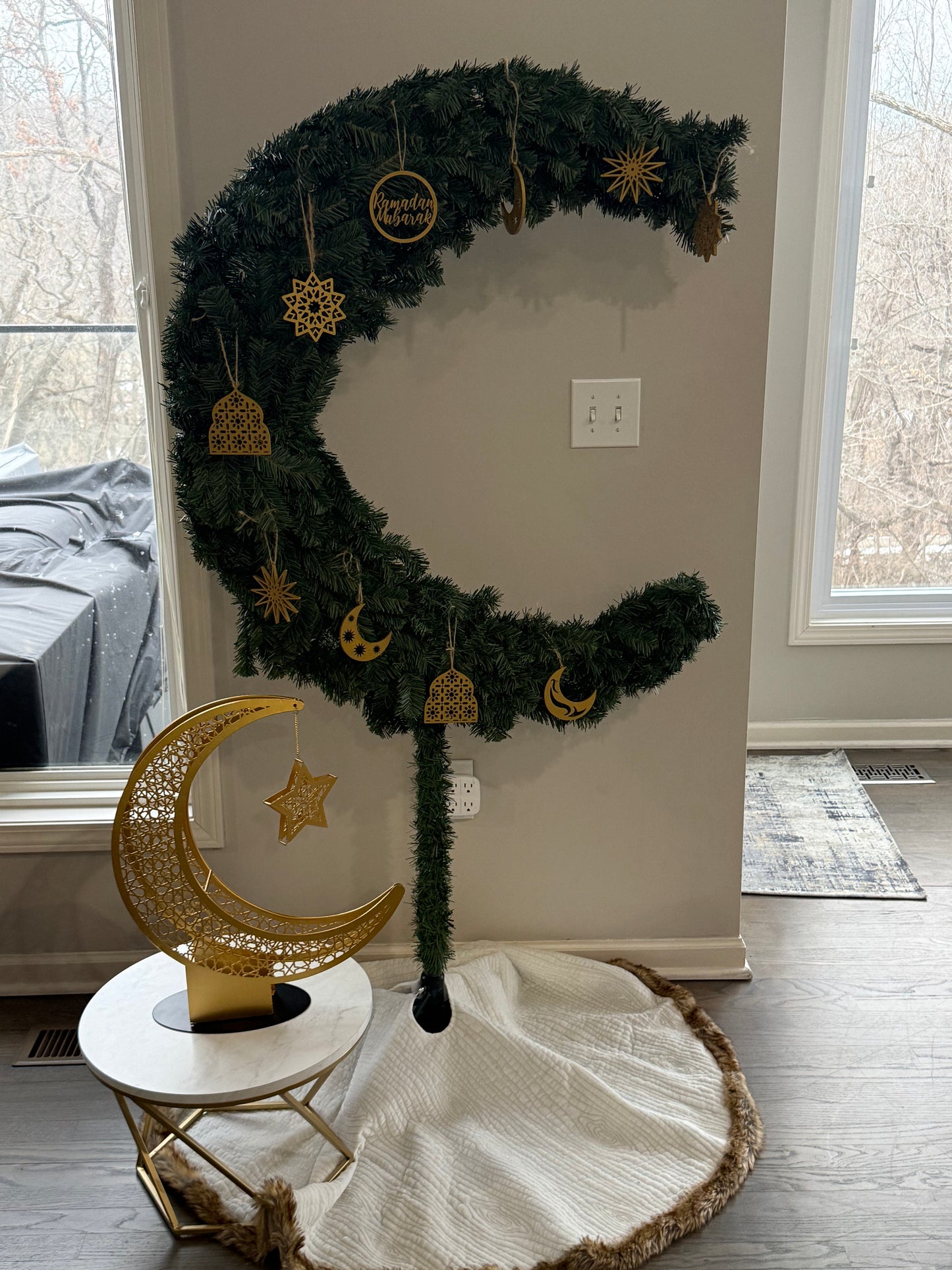 6 Ft Ramadan Eid Islamic Crescent Moon Tree Stand Home Decor Large 6 Feet White + 7 Pcs FREE ornaments