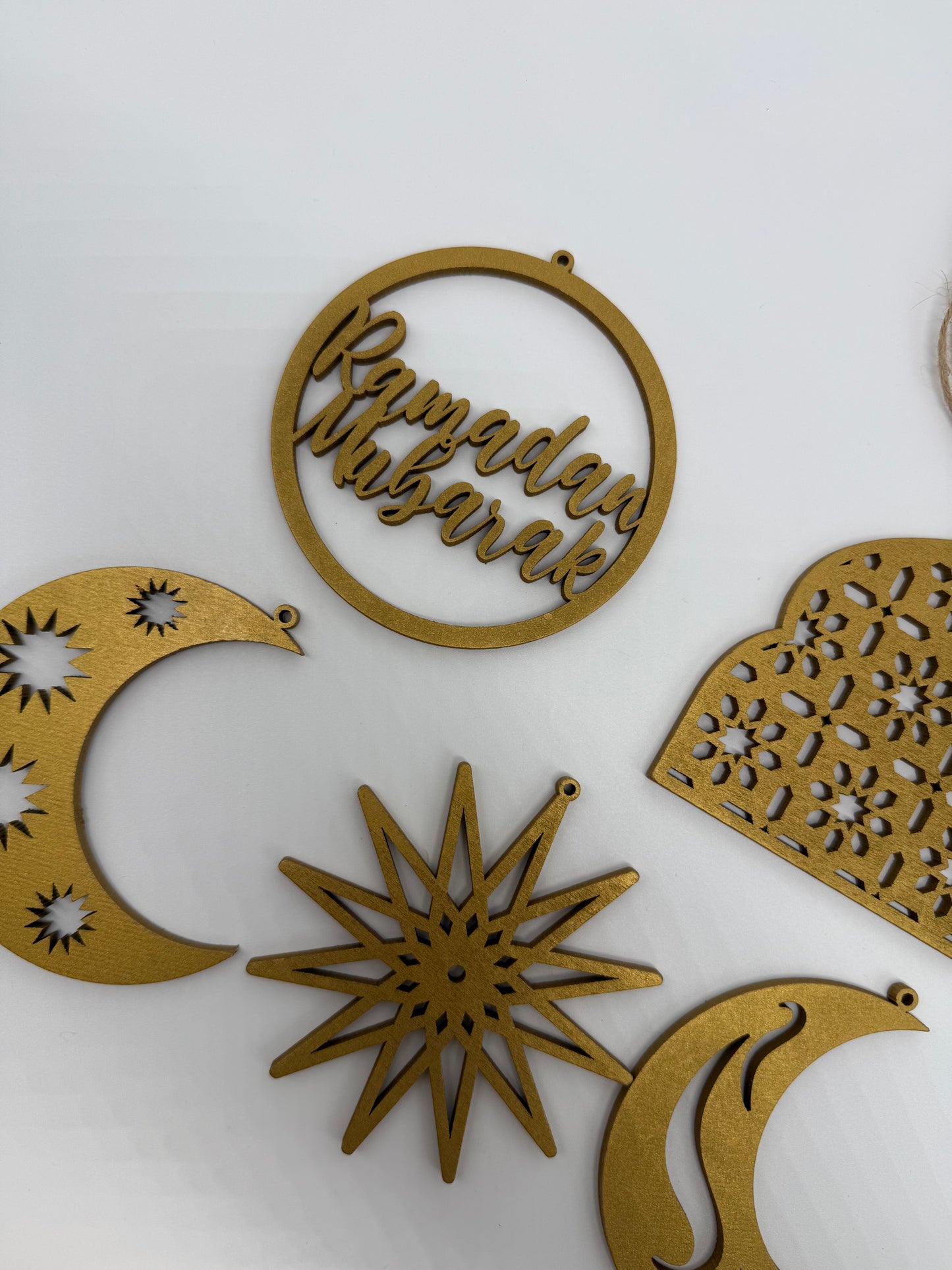 Ramadan Eid Ornaments Set – Islamic Wooden & Gold Decorations | Arabic Ramadan Decor | Muslim Holiday Tree Ornaments (Set of 7)